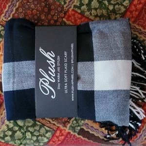Plush Ultra Soft Plaid Scarf